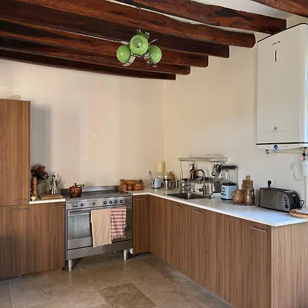 Maison Grenat Sejour D Exception Pour 10 Personnes Courdemanche